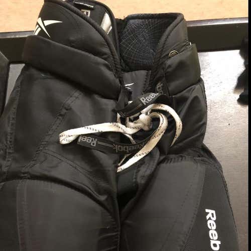 Reebok 5K Hockey Pants Size Jr. Medium