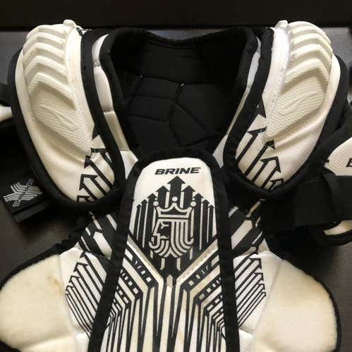 Brine Youth Lacrosse Shoulder Pads