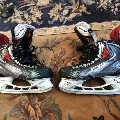 Used Bauer Apx2 Skates Size 8
