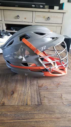 Adrenaline Blackcard Cascade R Helmet