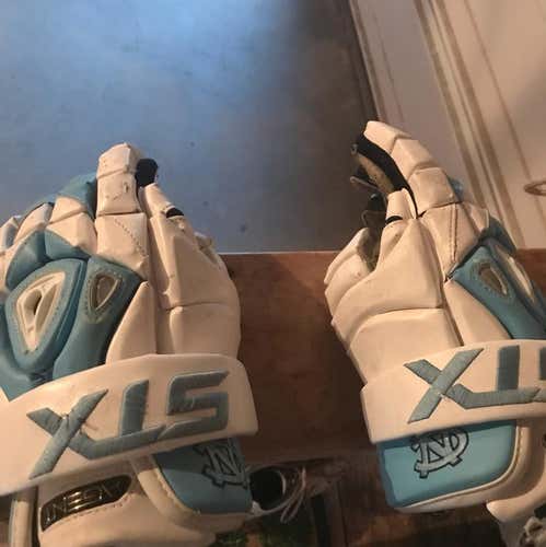UNC Lacrosse Gloves Team Issued