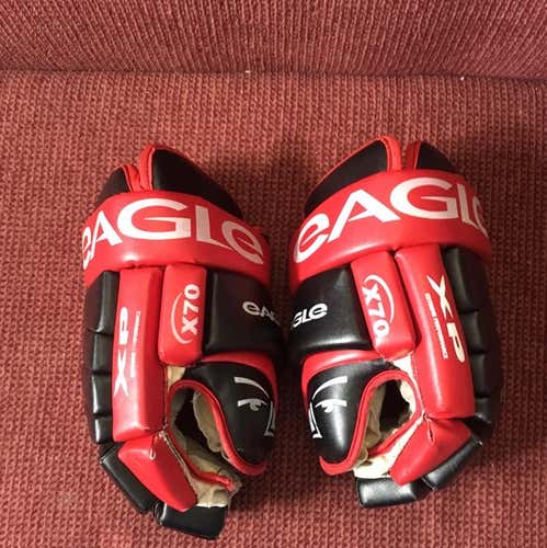 Eagle X70 Red/black