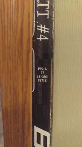 New Bauer 1s Stick. LH 77 flex p92 extra long grip