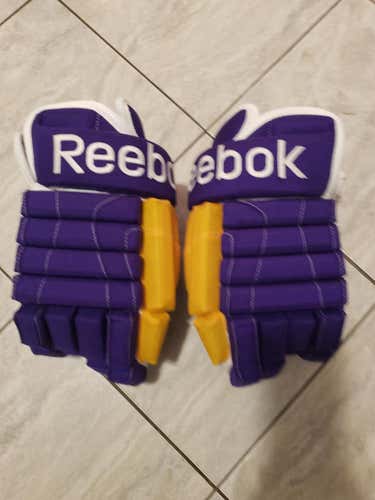 New MIC Reebok LA kings retro 4 rolls, 14s, amazing mitts