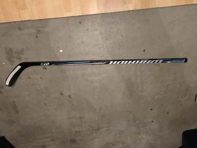 Warrior Stick Lefty Mid 71 - 75 Senior