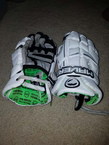 Used white Maverik M3 Gloves send offers