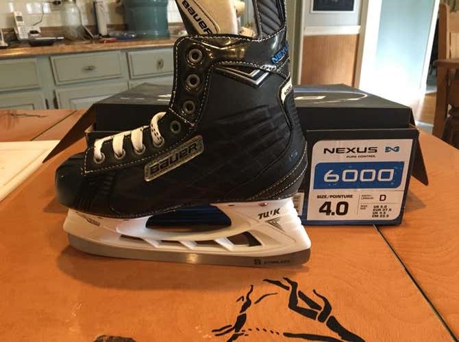 Bauer Nexus 6000 Junior 4.0 NIB