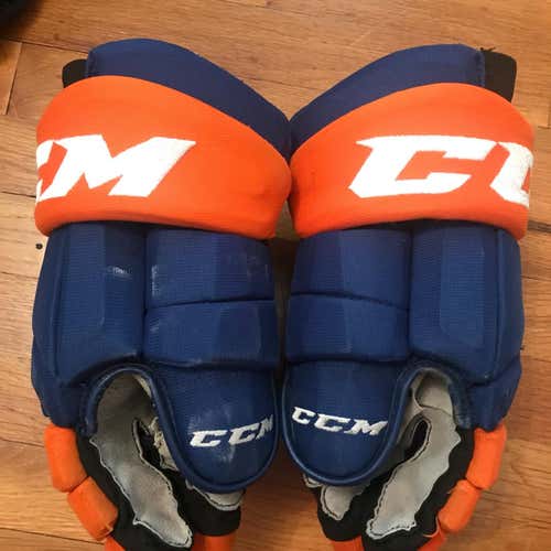 New York Islanders CCM Pro HGTKXP Pro Stock #50 Pelech Size 14 Hockey Gloves