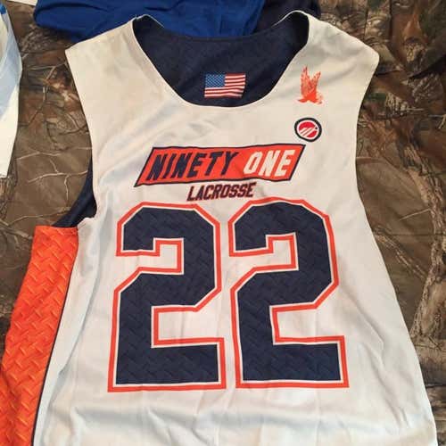 Team 91 Reversible Jersey Blue And White #22