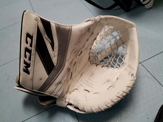 CCM Premier P2.9 Senior Goalie Glove