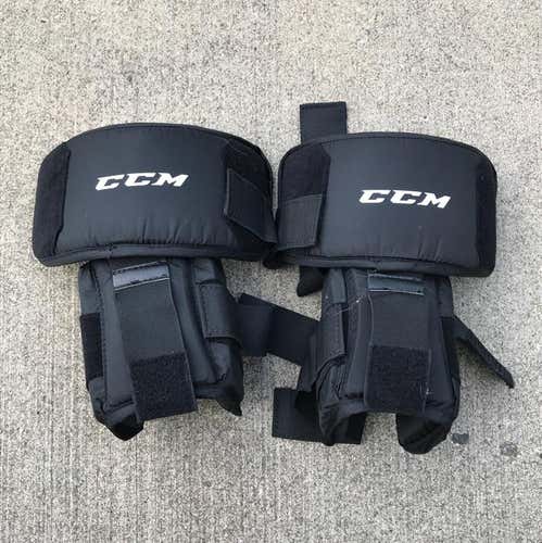 CCM Knee Pads