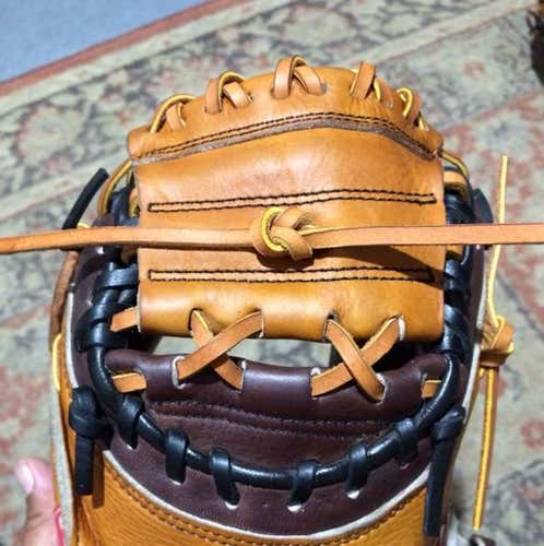 Rawlings Bull Leather Catchers Mitt