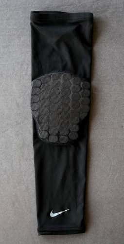Nike Pro-Combat Padded Arm Sleeve, Adult