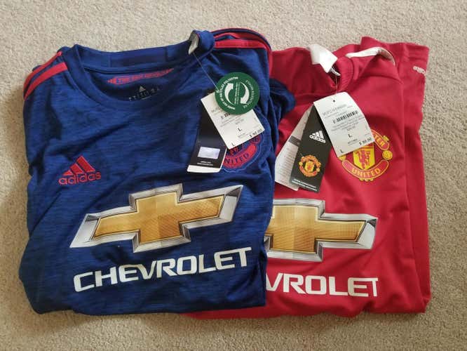 Brand New MANU Jersey Bundle home/away