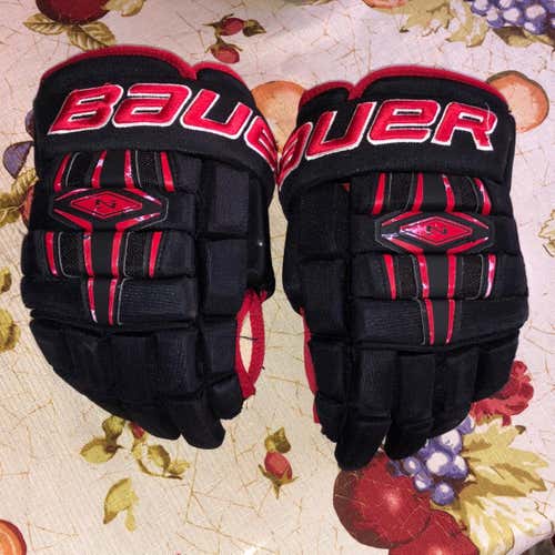 Bauer Nexus 800 Gloves LIGHTLY USED