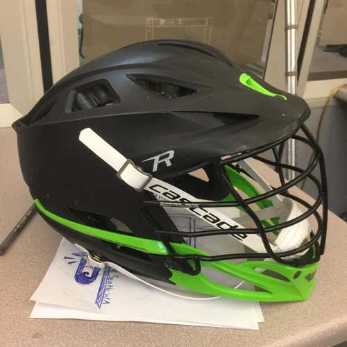 True Lacrosse Cascade R
