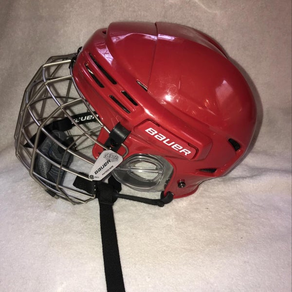 New Bauer 7500 Helmet Size Medium Item#BH100
