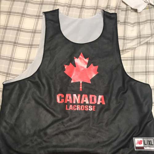 Team Canada Pinny