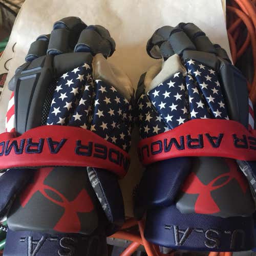 New Under Armour USA Gloves