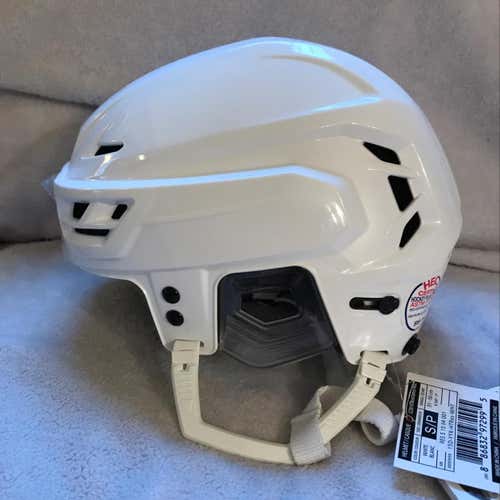 New CCM Resistance Helmet Size Small Item#FLH2