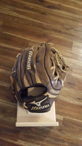 New Mizuno Glove