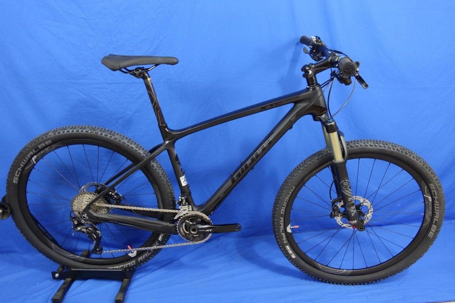 NEW 2016 Giant XTC Advanced 1 27.5" Carbon Mountain Bike, Medium, $4100 Retail!