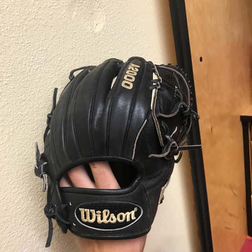 Wilson A2000