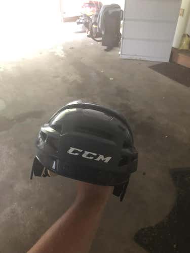 CCM Vector V08 Helmet