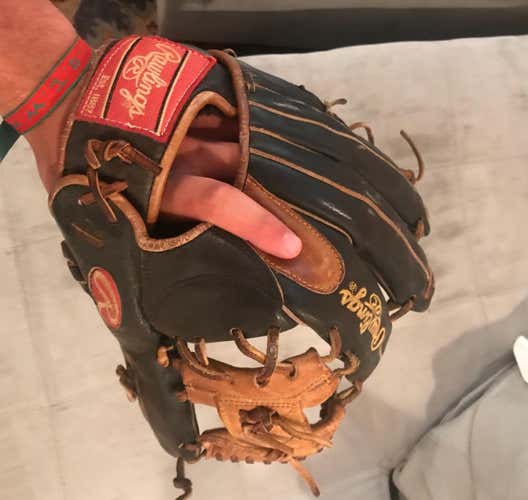 Rawlings Gold Glove