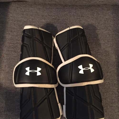 Under Armour Arm Guards