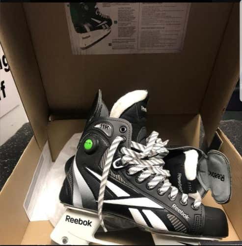 Reebok 11k Skates Senior Size 9 (only used once)