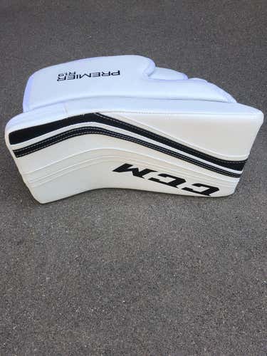 New CCM Premier R1.9 Goalie Blocker Regular Junior