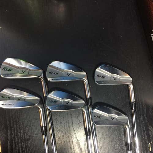 Callaway Razr X MB Iron Set 4-8, PW