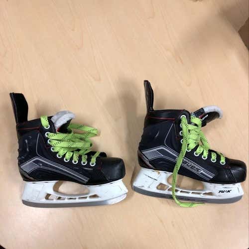Used Bauer Vapor X400 Size 4 D