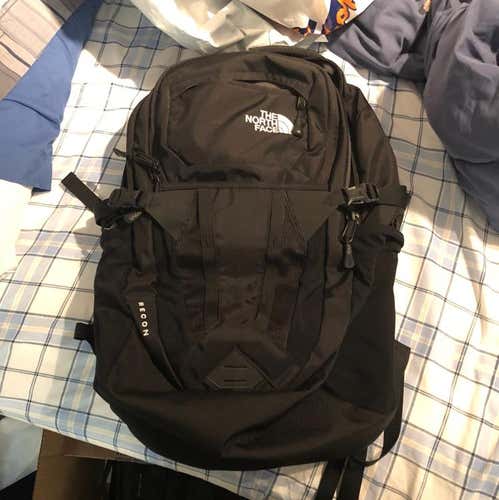 North Face Recon Backpack. Lightly Used