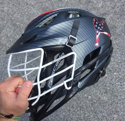 BN Carbon USA Cascade R // Comes With Sticker Pack