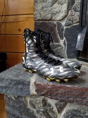 Under Armour Highlight MC Cleats Black and White