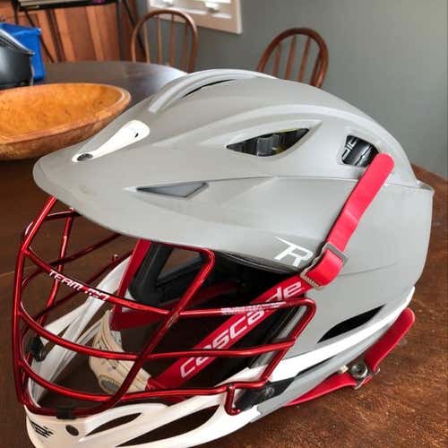 Gray Cascade R Helmet