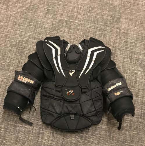 Vaughn Pro Return Chesty