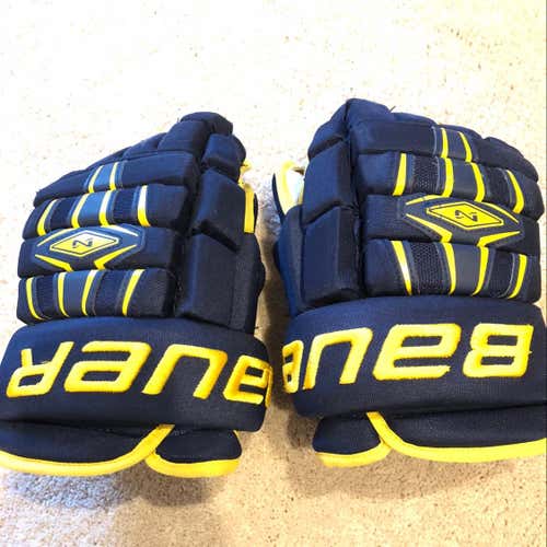 Bauer Nexus Team Gloves - 14” Michigan Colors