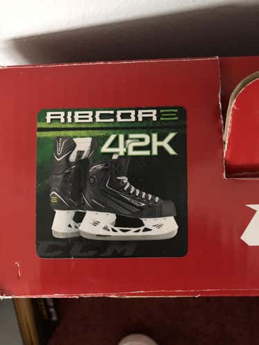 CCM Skates Senior Size 7.5