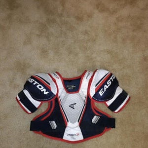 Easton PRO7 Shoulder Pads Senior