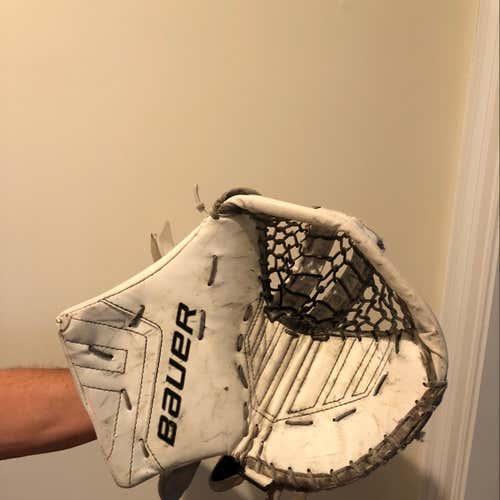 Bauer One.7 Jr Goalie Glove