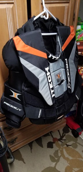 NEW CONDITION, MINT SHAPE Itech 4.8 Men's senior XL goalie chest protector