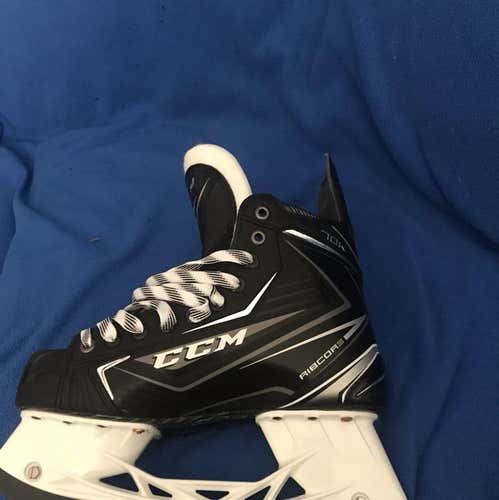 Ccm Ribcore 70k Skates Brand New 8d
