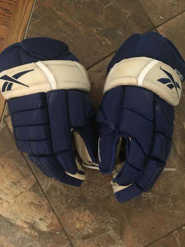 Toronto Maple Leafs Pro Reebok Hockey Gloves