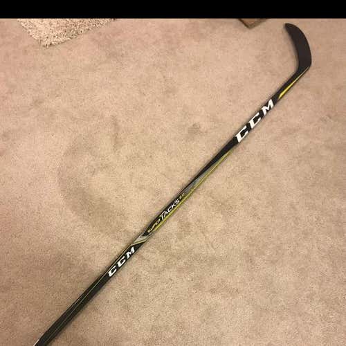 CCM Super Tacks 2.0 RH P80 75 Flex
