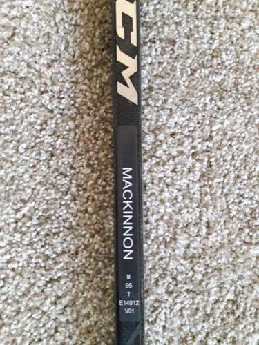Nathan Mackinnon Pro Stock CCM RibCor Trigger2 PMT Stick Righty Mid 91 - 95 Senior CHEAP