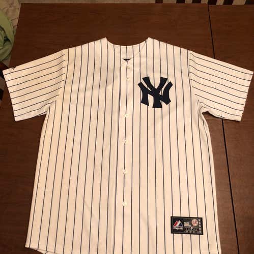 Brand New Majestic Derek Jeter Jersey Size Large