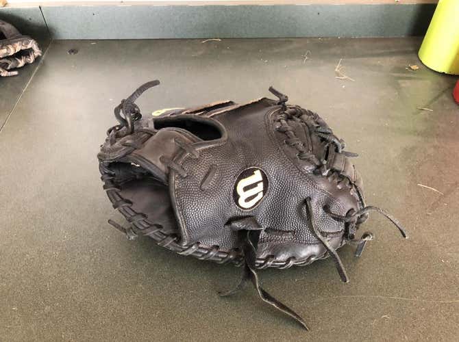 Wilson A1000 Catchers Mitt